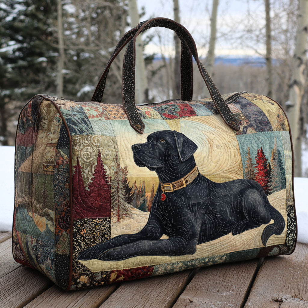 Bolso duffle acolchado — Labrador Negro en Paisaje Invernal